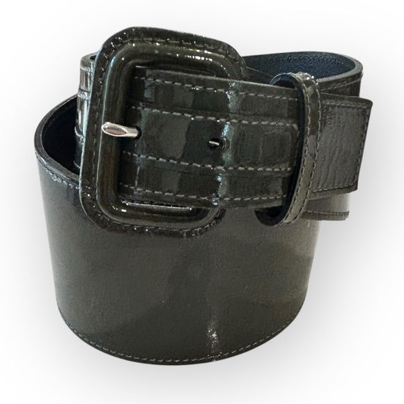 Vintage Patent Leather Flat Heel Go-Go Boots + Bonus Belt - Picture 14 of 16